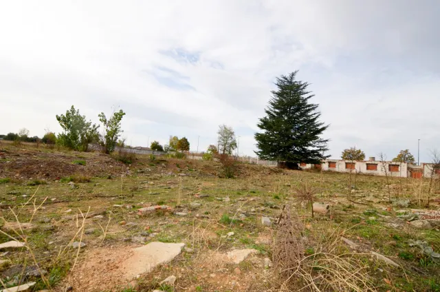 Urbis te ofrece parcela en venta cerca del Camping Regio en Santa Marta de Tormes — 10