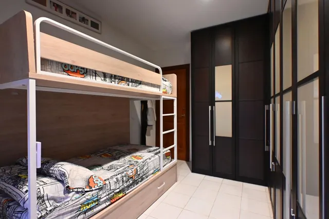 Chalet exclusivo en Tortosa con vistas a Els Ports, piscina y jardín privado — 26