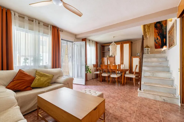 Se Vende Dúplex en Retamar - foto 5