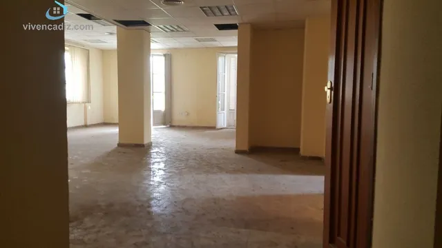 IDEAL INVERSORES. 320 METROS A REFORMAR. PARA OFICINAS O PISOS. — 7