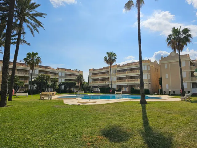 Apartamento en alquiler de temporada en Las Marinas (km 3) — 24