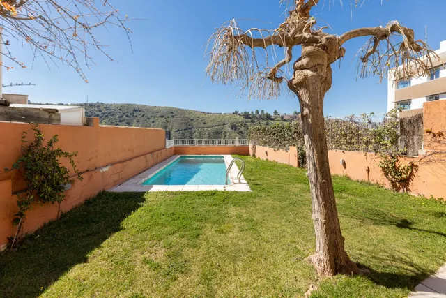 PRECIOSA CASA EN CARRETERA DE LA SIERRA — 27