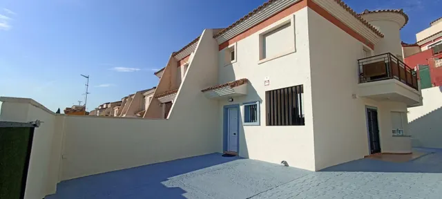 SE ALQUILA PRECIOSA VIVIENDA- FINESTRAT — 12