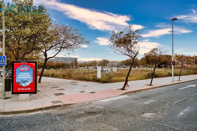 VENTA DE TERRENO URBANO EN HUELVA. - foto 2
