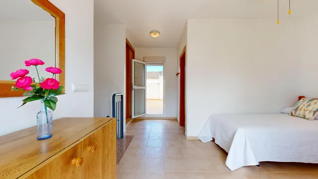 Encantadora Casa con 2 Terrazas a un Paso del Hotel 525 – 3 Dormitorios en Los Alcázares — 25