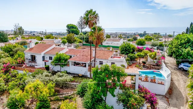 Encantadora villa con fantásticas zonas exteriores — 3