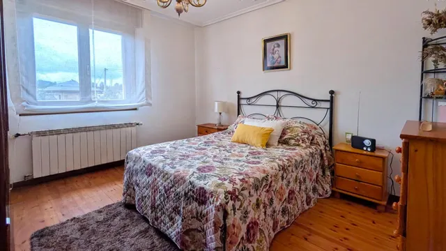 VIVIENDA Y NEGOCIO EN PIELAGOS — 12