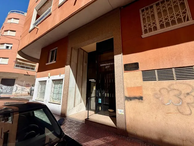 Apartamento de 2 dormitorios a 450 metros de Playa del Cura — 35