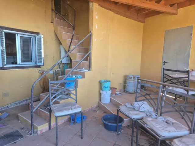 Casa de pueblo a reformar — 44