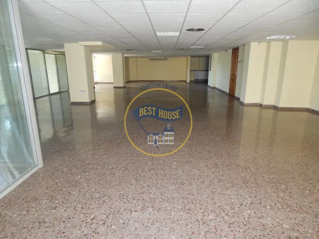 GRAN LOCAL COMERCIAL EN ZONA TRANSITADA EN ONTINYENT — 19