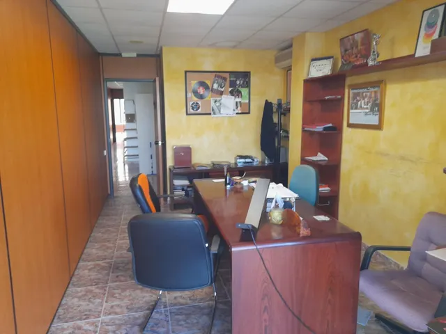 OPORTUNIDAD ESPECTACULAR LOCAL DE OFICINAS EN LA ZONA MAS CENTRICA DE MORA D´EBRE — 10