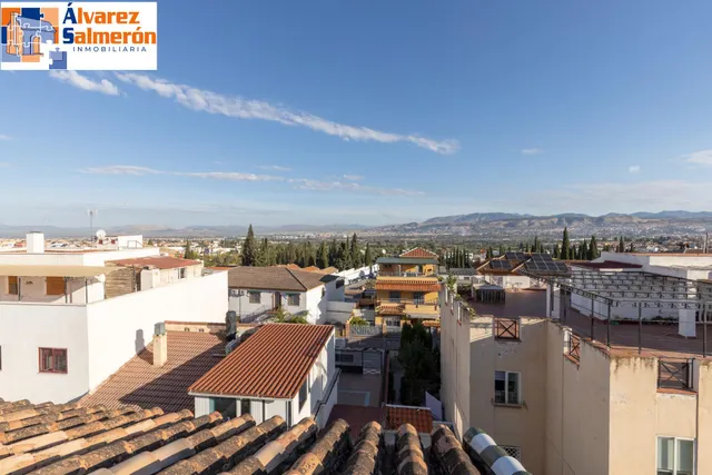 Casa adosada con terraza, vistas a Granada y Sierra Nevada, garaje y sótano — 33