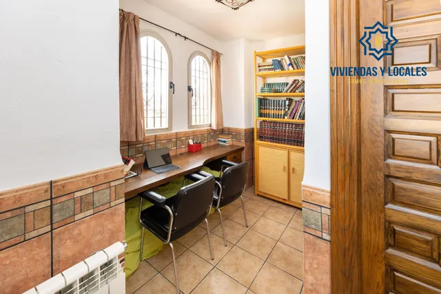 VIVIENDA PAREADA EN MONTELUZ — 35