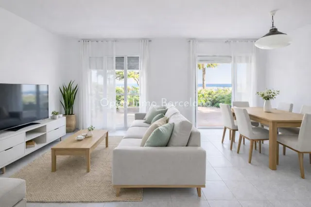 Casa exclusiva delante del Mar en Prat de Vilanova — 4