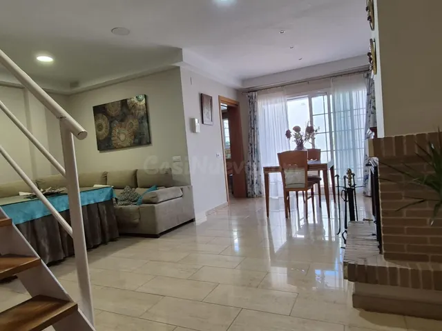 PILAS. CASA DE PUEBLO. - foto 3