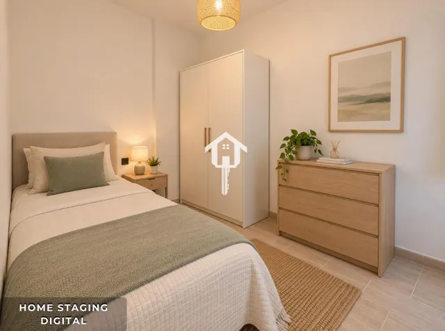 Piso en venta en Alicante, zona de la florida. 77m2, 3 habitaciones, 1 baño, balcón, galería. 2da planta con ascensor. — 12