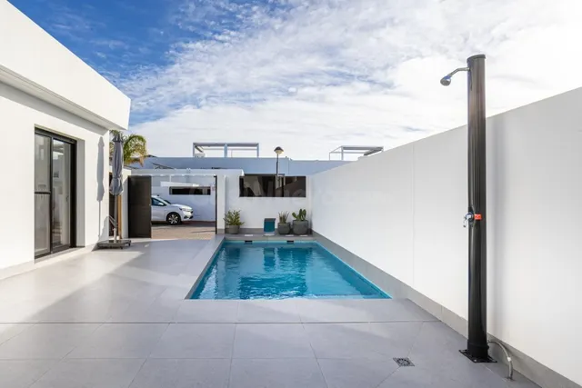 Preciosa villa independiente con piscina privada en Roldán,  - foto 5