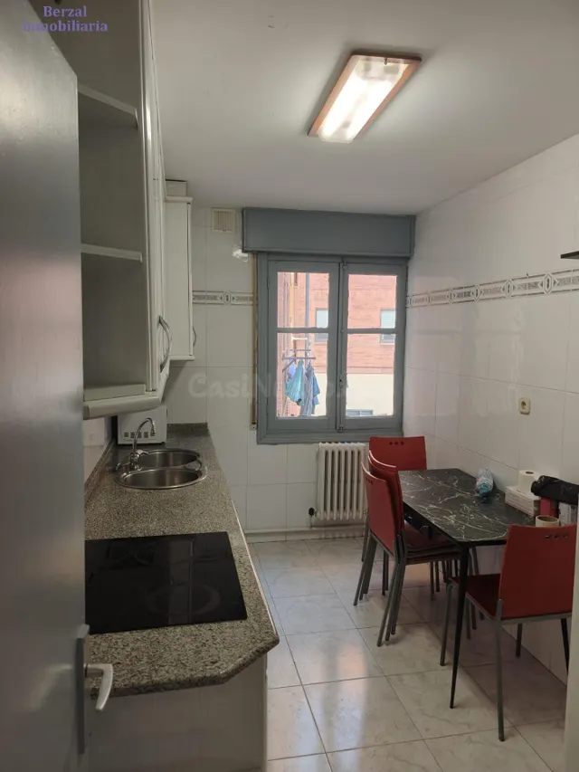 Amplio y luminoso piso en venta en Piqueras, Logroño - €195, - foto 5