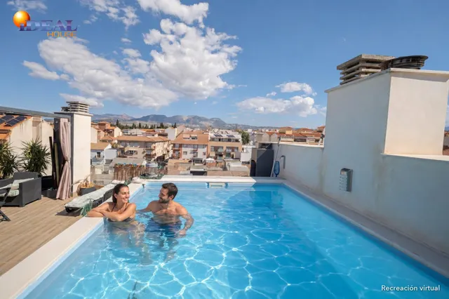Ático dúplex con piscina en Maracena — 4