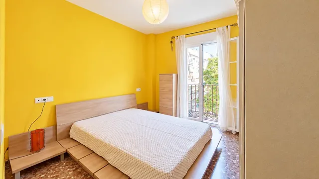 Bonito piso exterior y luminoso de dos dormitorios, baños y aseo en Albolote junto al metro y con plaza de garaje — 24