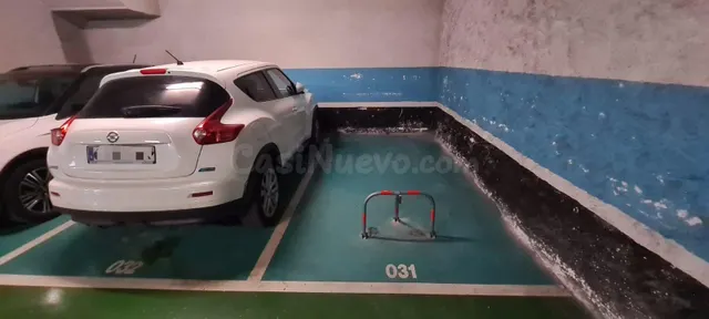 PARQUING EN VENDA, PRAT DE LA RIBA