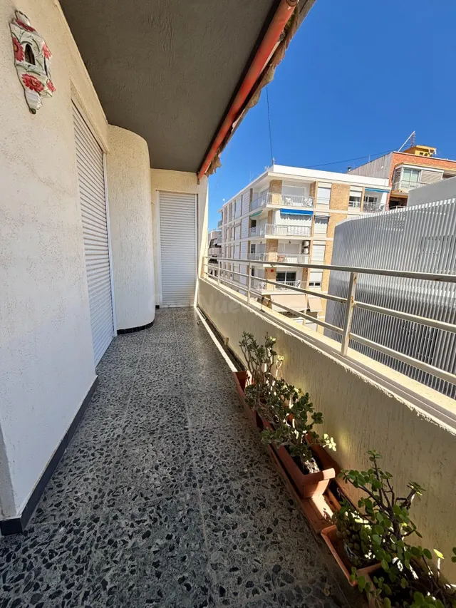 Amplia vivienda con vistas al mar y al Real Club Náutico, en - foto 3