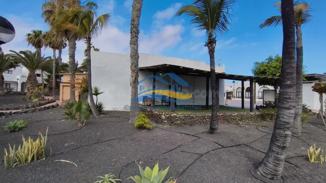 Local Comercial de 298 m2 en Planta Baja + Terraza en Cubier - foto 3