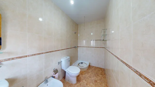 Chalet con placas solares en  zona las gaviotas — 36