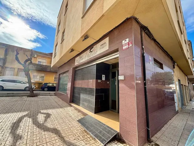 LOCAL COMERCIAL EN LA UNIÓN — 4