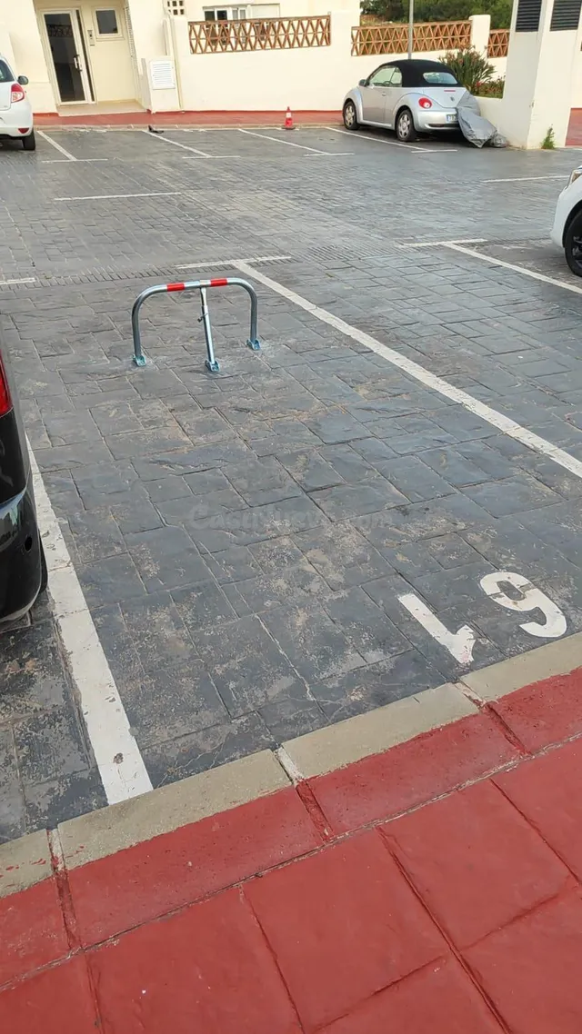Alquiler de plaza de aparcamiento en Benalmádena, Málaga, Co - foto 2