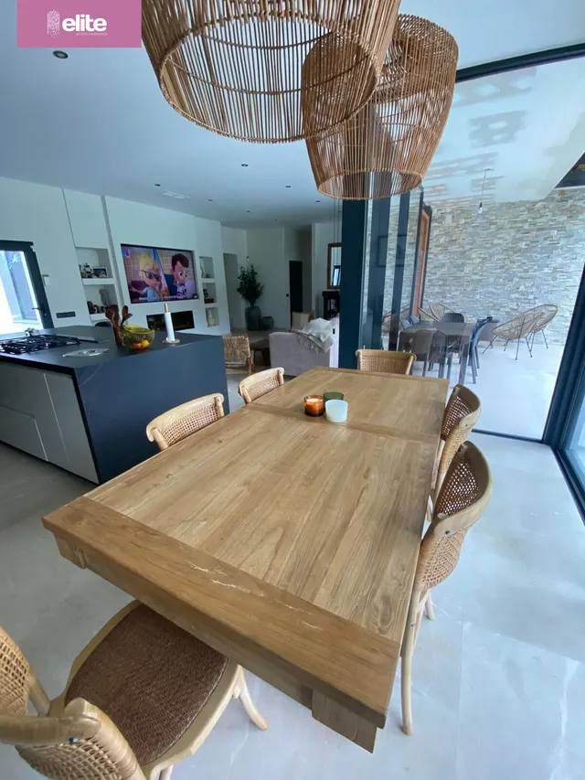 ESPECTACULAR CHALET CON PISCINA EN EL PUERTO DE SANTA MARIA — 30