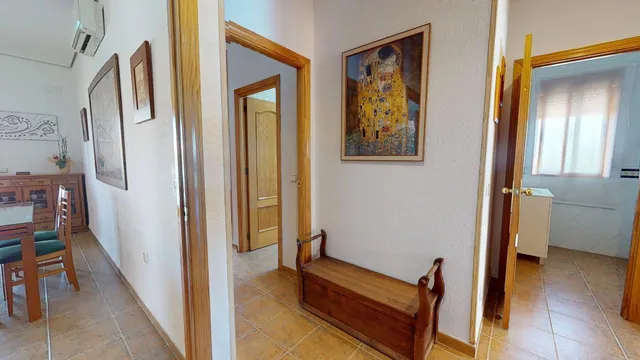 ¡¡ PARCELA EN PROINDIVISO CON VIVIENDA EN AVDA. DEL AEROPUERTO !! — 31