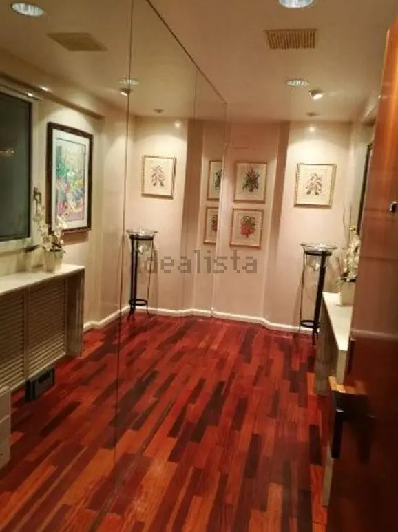 Alquiler de piso amueblado en Paseo Cuéllar,  listo para entrar a vivir — 3