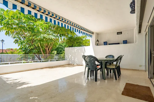 Amplio dúplex en Río Real, Marbella Este, junto a proyectos de alto valor — 6