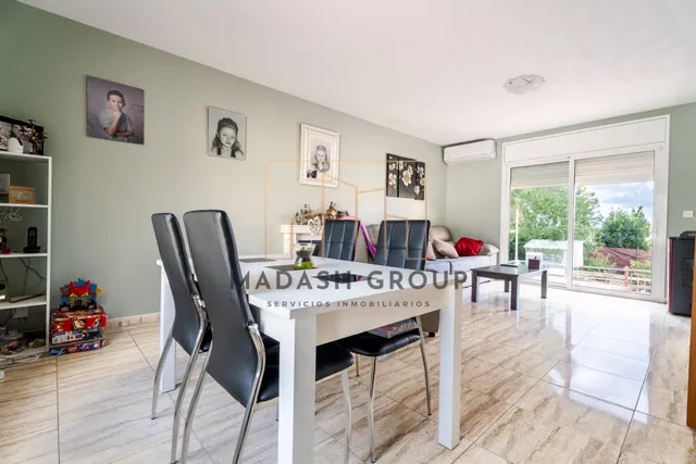 Casa con jardín, porche y terrazas solárium en Mas del Plata, Cabra del Camp — 9