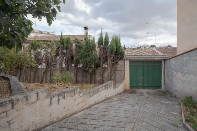 Parcela de 551m2 en Alfacar para vivienda unifamiliar o plurifamiliar — 6
