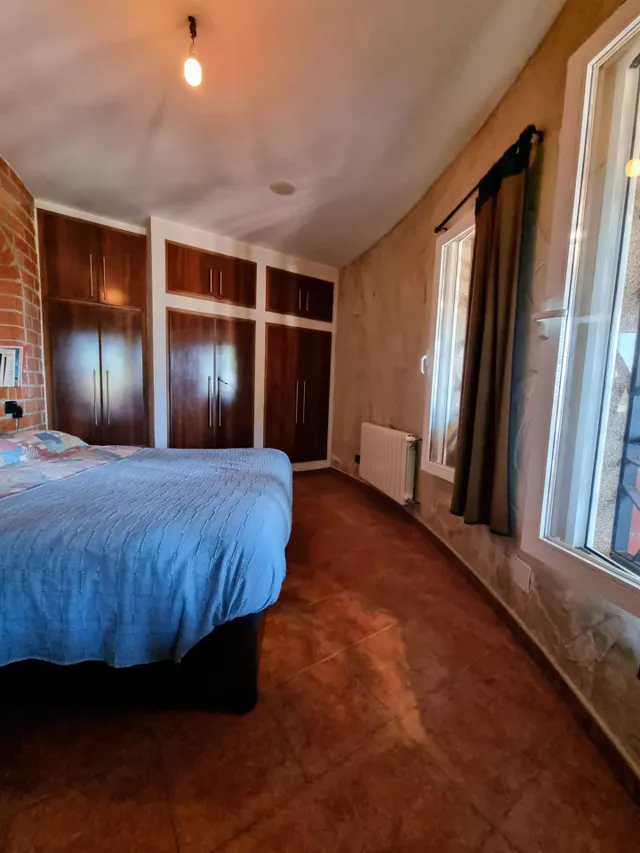 CASAS INDIVIDUALES  CON PARCELAS EN CIMBRIO (BARCENA DEL BIERZO) — 36