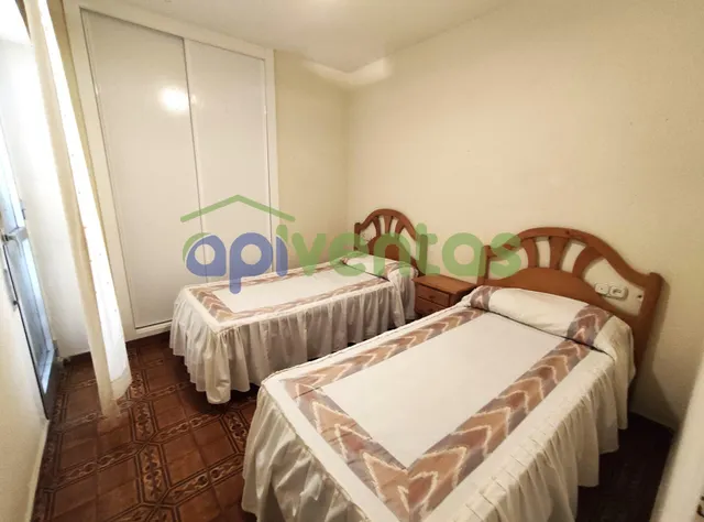 Apartamento en ALQUILER TEMPORAL en 1ª línea de playa, Águil - foto 4
