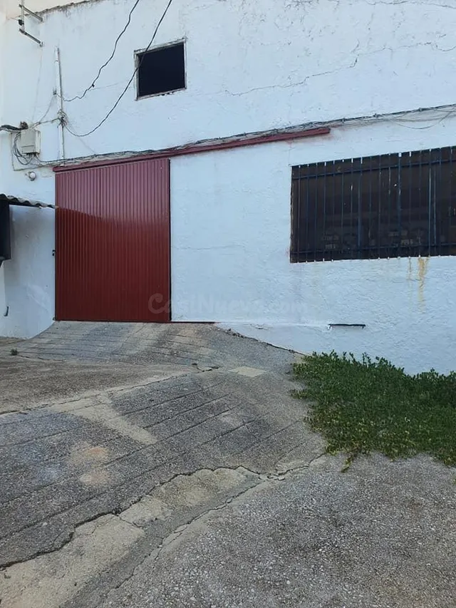 OPORTUNIDAD DE NAVE SECADERO DE JAMONES