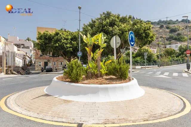 TERRENO URBANO EN LA HERRADURA — 9