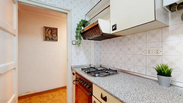 ¡Junto a Puerta del Carmen! Piso luminoso de 76 m2 con gran potencial para reformar — 17
