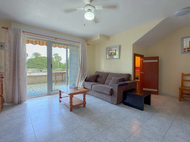 Frutales! Espectacular bungalow con 2 Amplias terrazas en urbanización exclusiva con piscina comunitaria (700 mts playa) — 13