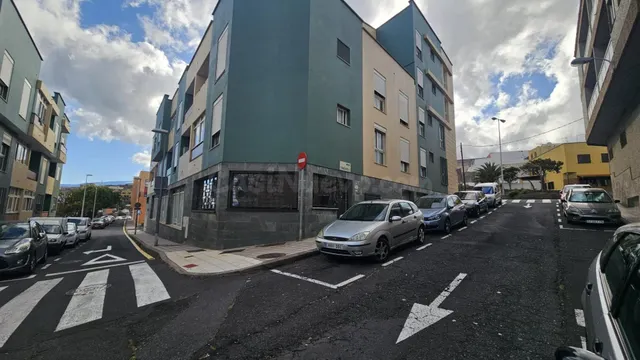 VENTA LOCAL EN SANTA CRUZ DE TENERIFE. - foto 3