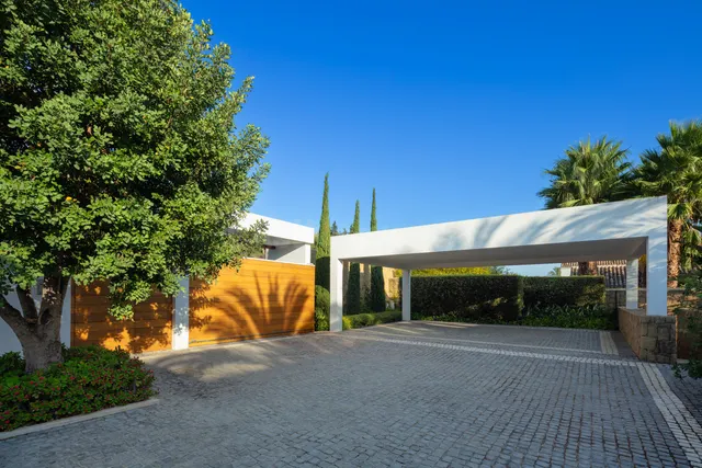 Chalet 5 habitaciones 713m² en venta - Costa Del Sol - foto 4