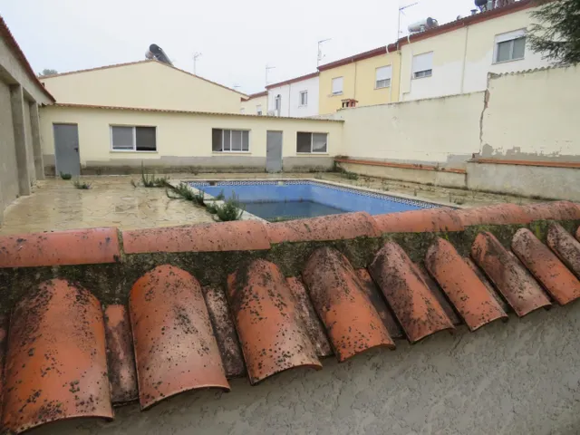 TERRENO URBANO  CON PISCINA A LA VENTA EN AGULLENT — 14