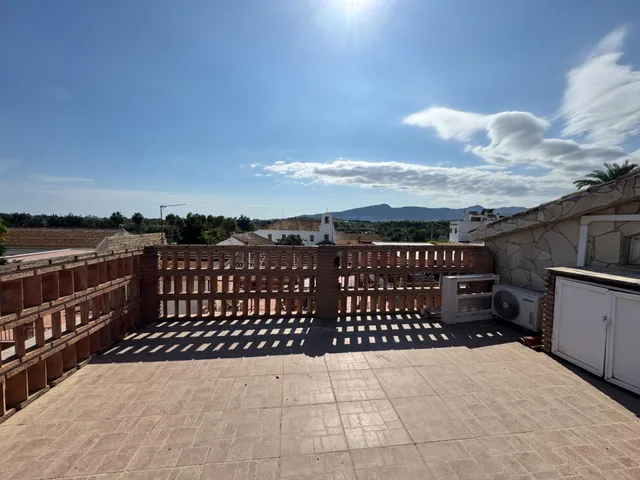 Casa mata de 3 plantas en Santa Amalia — 8
