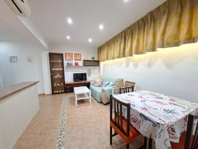 Se vende piso en el zapillo 3 habitaciones a 100 metros de la playa — 2
