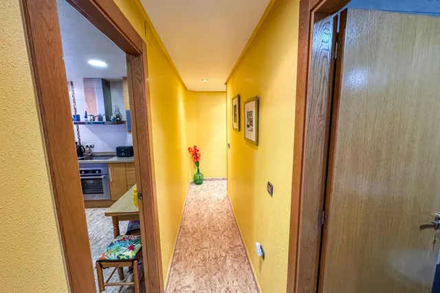 Luminoso piso de 82 m2 en pleno centro de Torrevieja – orientación sur y a un paso de todos los servicios — 8