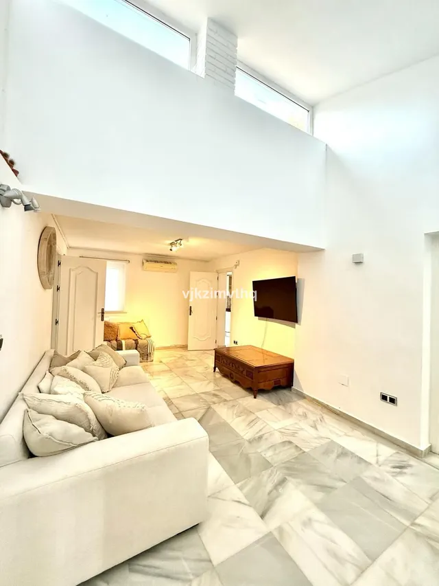 Chalet 6 habitaciones 637m² en venta - Centro — 35