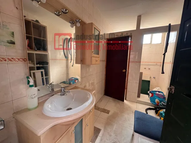 AMPLIA NAVE INDUSTRIAL DE 2.026 m2 EN ALQUILER EN POLÍGONO FINANZAUTO – ARGANDA DEL REY — 25